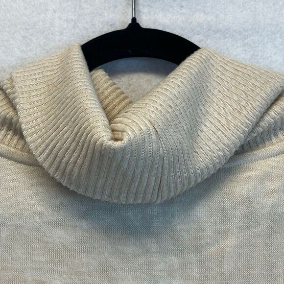 NWT ST. JOHN’S BAY Women’s Tunic Top XL Beige Long Sleeve Cowl Neck Curved Hem - Picture 13 of 15